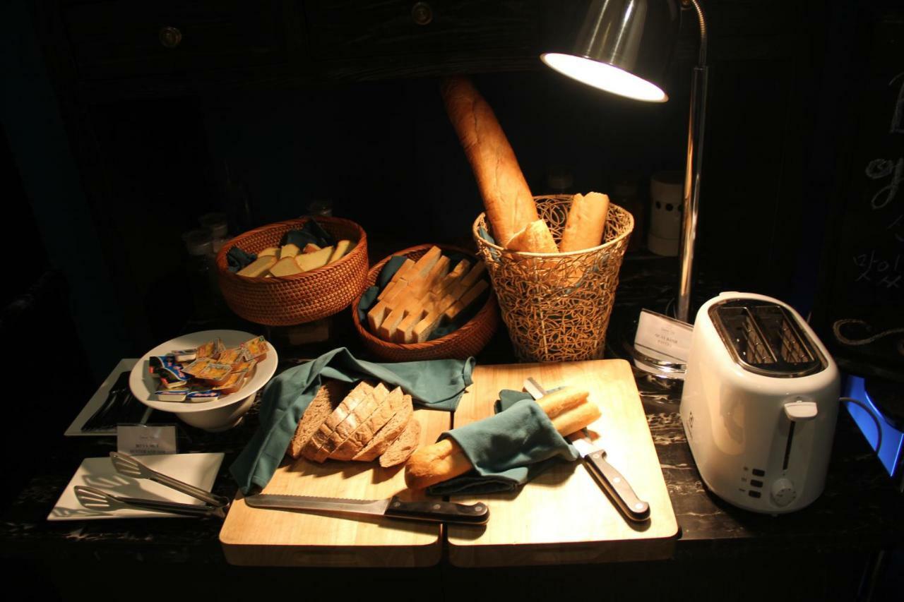 Manoir Des Arts Hotel Хайфонг Екстериор снимка